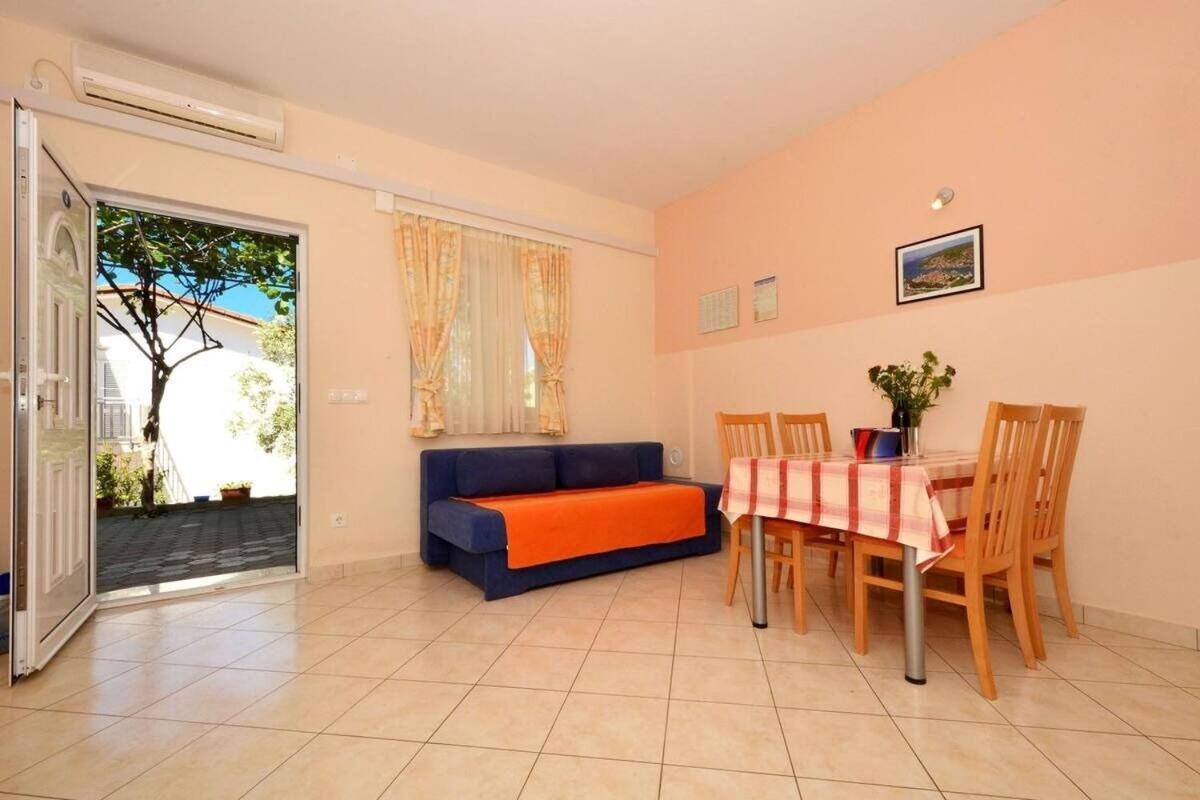 Apartments Sima Trogir Eksteriør billede